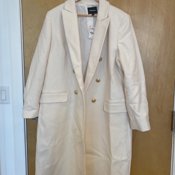 Express coat with gold buttons - Picture 3 of 10